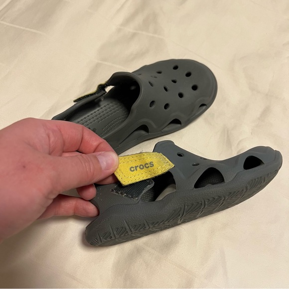 Crocs Toddler c10 - Picture 3 of 4